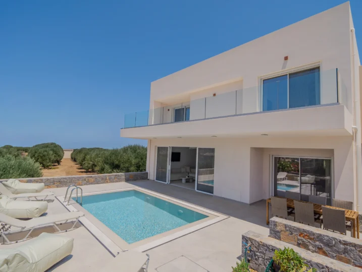Selene Villa: A three-bedroom private villa with pool, sea and mountain views, accommodating up to six guests near Heraklion.