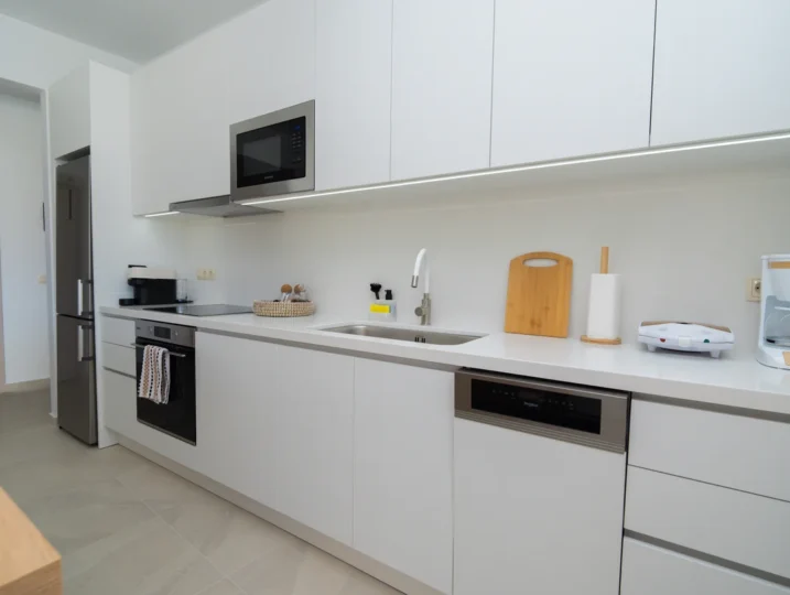 Fully equipped kitchen