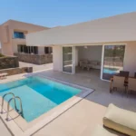 Villa Nefeli outdoor dining area